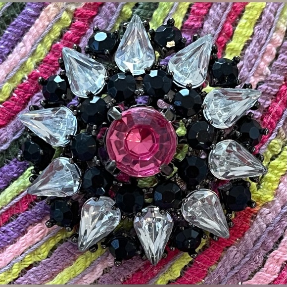 Jewelry - Vintage Brooch Pink, Clear and Black Stones Excellent Condition Costume Jewelry
